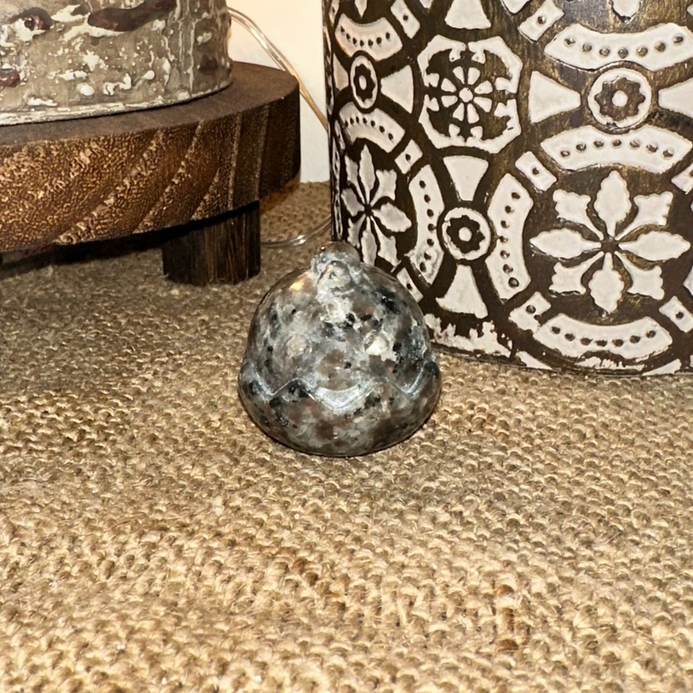 Yooperlite Chick Carving